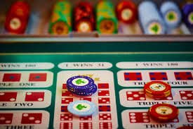 Mahjong Ways memadukan karakter tradisional dengan mekanik modern
